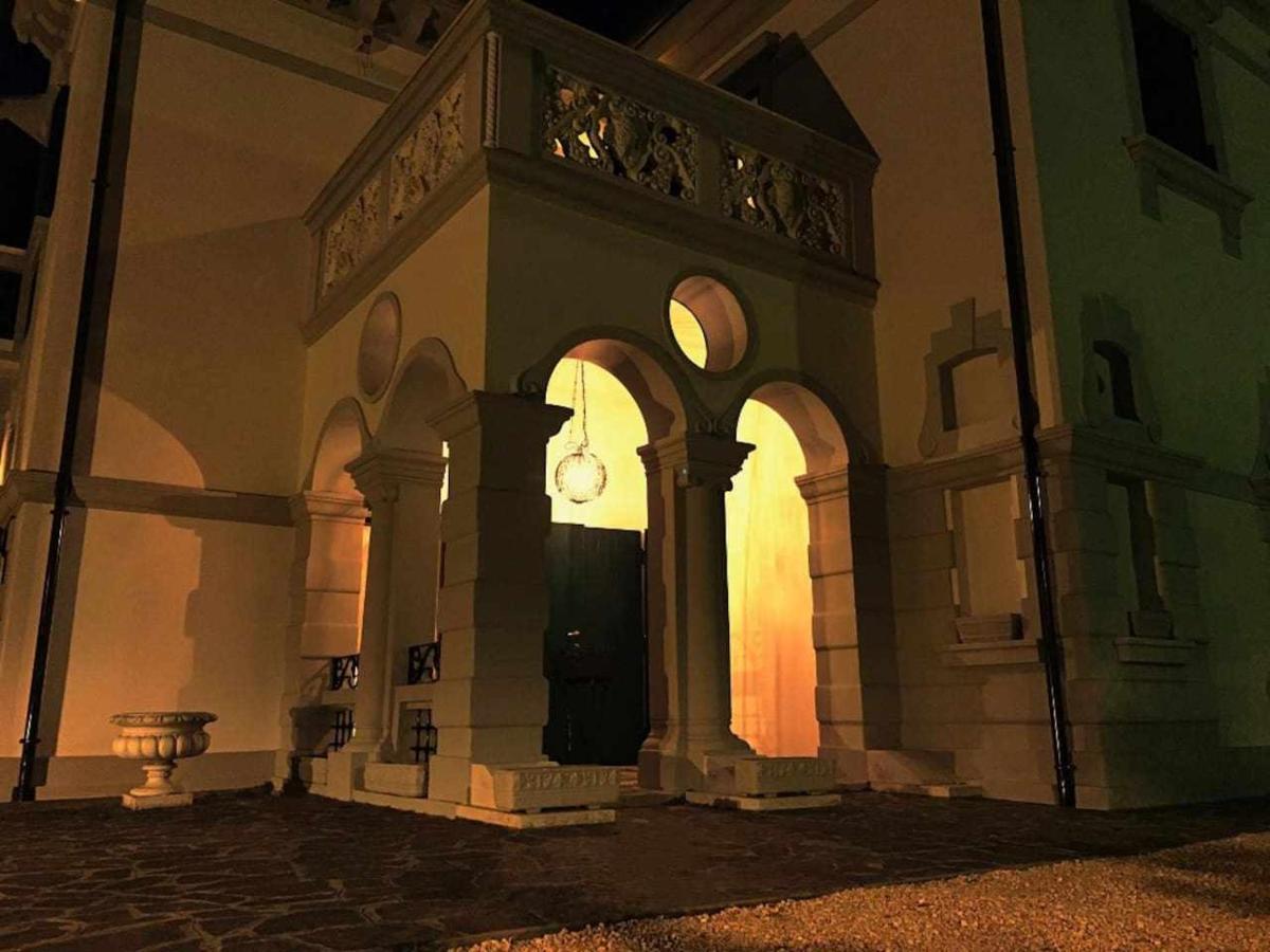 Bed and Breakfast Relais Toti Beb Bed E Breakfast Мольяно-Венето Екстер'єр фото